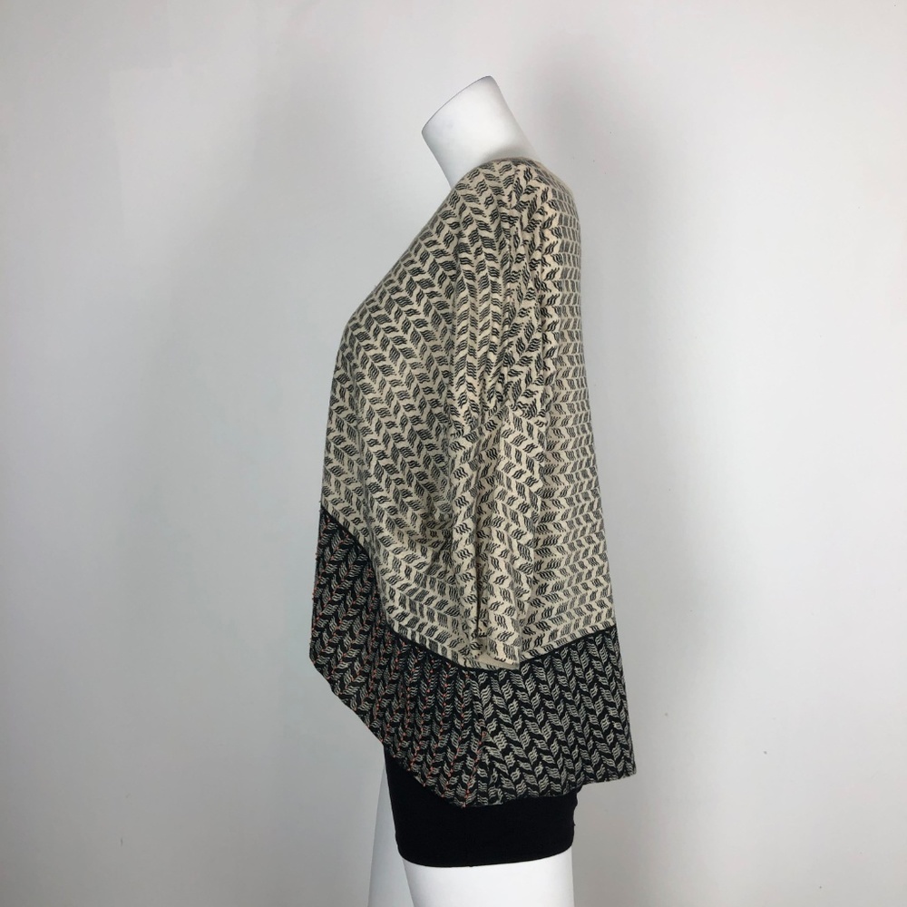 MOTH Tiered Beaded Printed Sweater Top 3/4 Sleeve - Picture 4 of 7